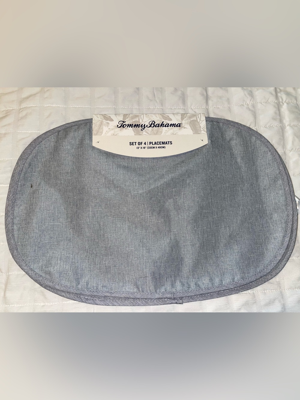 Tommy Bahama Light Blue Linen-Texture Oval Placemat